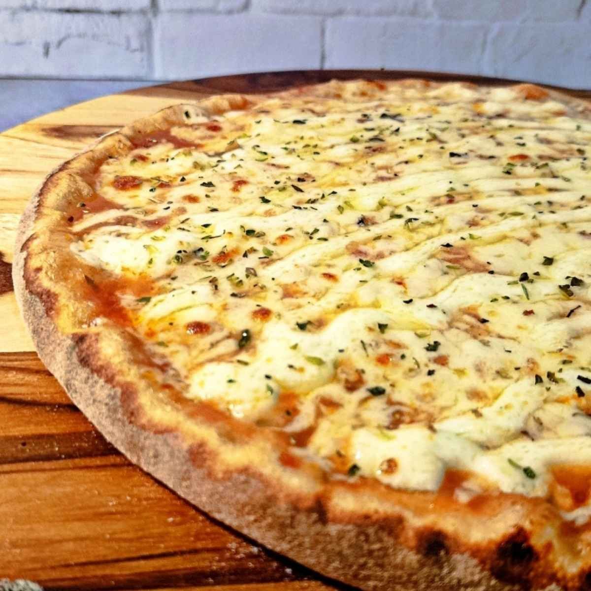 Pizza com ingredientes selecionados
